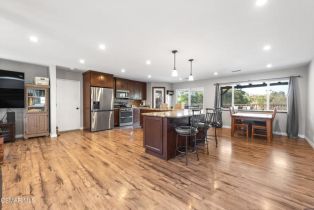 Single Family Residence, 683 Languid ln, Simi Valley, CA 93065 - 4