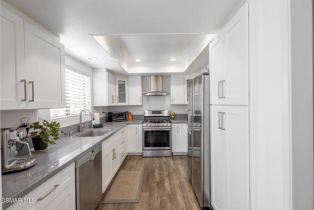 Condominium, 21901 Burbank blvd, Woodland Hills, CA 91367 - 10