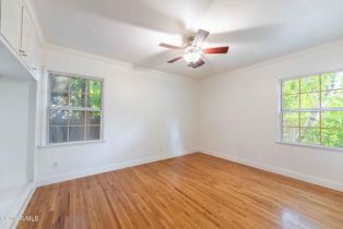 Single Family Residence, 18319 Jovan st, Tarzana, CA 91335 - 18