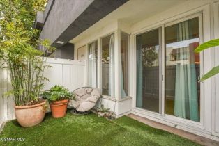 Condominium, 17842 Magnolia blvd, Encino, CA 91316 - 21