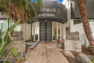 Condominium, 17842 Magnolia blvd, Encino, CA 91316 - 5