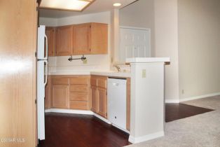 Condominium, 697 Sutton Crest trl, Agoura Hills, CA 91377 - 3