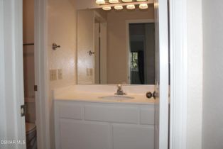 Condominium, 697 Sutton Crest trl, Agoura Hills, CA 91377 - 6