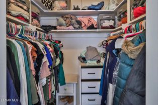 Condominium, 5429 Newcastle ave, Encino, CA 91316 - 16