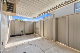 Condominium, 22050 Calvert st, Woodland Hills, CA 91367 - 12