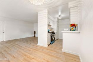 Condominium, 22050 Calvert st, Woodland Hills, CA 91367 - 6