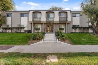 Condominium, 22050 Calvert ST, Woodland Hills, CA  Woodland Hills, CA 91367