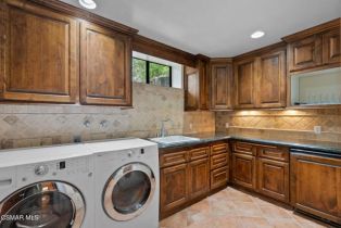 Single Family Residence, 1561 Lookout dr, Agoura Hills, CA 91301 - 35