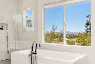 Single Family Residence, 6072 Mandeville pl, Agoura Hills, CA 91377 - 36