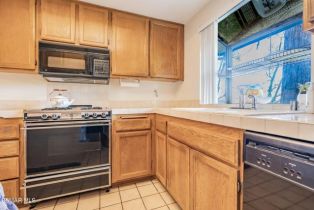 Condominium, 5704 Skyview way, Agoura Hills, CA 91301 - 5