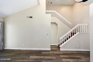 Townhouse, 4827 La Vella dr, Agoura Hills, CA 91377 - 10