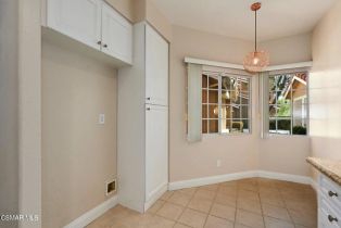 Townhouse, 4827 La Vella dr, Agoura Hills, CA 91377 - 19