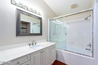 Townhouse, 4827 La Vella dr, Agoura Hills, CA 91377 - 32