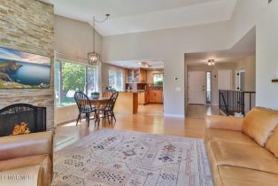 Single Family Residence, 434 Vista Dorado ln, Agoura Hills, CA 91377 - 11