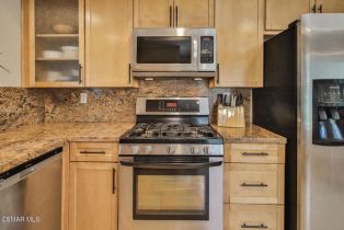 Single Family Residence, 434 Vista Dorado ln, Agoura Hills, CA 91377 - 17