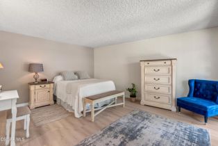 Single Family Residence, 4230 Canoga ave, Woodland Hills, CA 91364 - 19