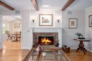 Single Family Residence, 22101 Mulholland dr, Woodland Hills, CA 91364 - 13