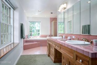 Single Family Residence, 22101 Mulholland dr, Woodland Hills, CA 91364 - 52