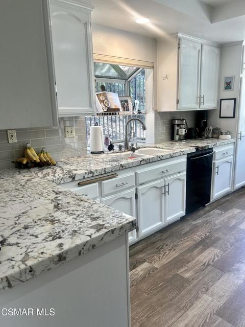 Townhouse, 5422 Isabella ct, Agoura Hills, CA 91301 - 1