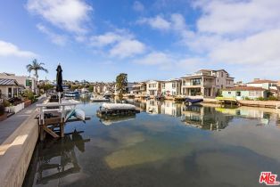 Single Family Residence, 305 Grand Canal, Newport Beach, CA 92662 - 35