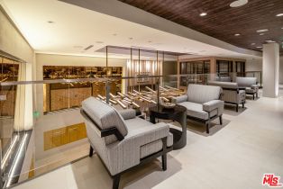 , 1625 Lincoln blvd, Santa Monica, CA 90404 - 7