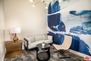 , 1625 Lincoln blvd, Santa Monica, CA 90404 - 9