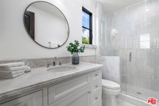 Single Family Residence, 15319 Earlham st, Pacific Palisades, CA 90272 - 35