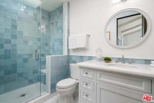 Single Family Residence, 15319 Earlham st, Pacific Palisades, CA 90272 - 33