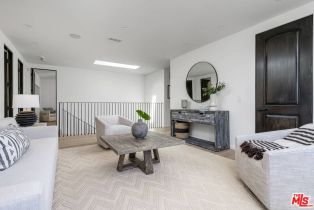 Single Family Residence, 15319 Earlham st, Pacific Palisades, CA 90272 - 19
