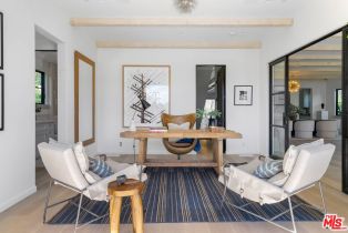 Single Family Residence, 15319 Earlham st, Pacific Palisades, CA 90272 - 10