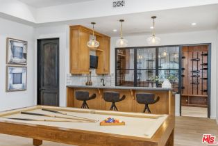 Single Family Residence, 15319 Earlham st, Pacific Palisades, CA 90272 - 38