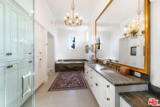 Single Family Residence, 211 Alma Real dr, Pacific Palisades, CA 90272 - 15