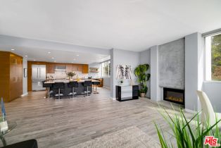 Condominium, 17352 Sunset blvd, Pacific Palisades, CA 90272 - 4