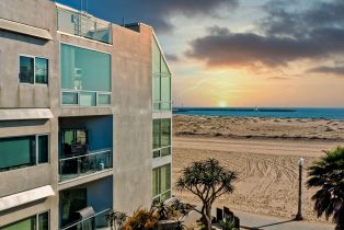 Condominium, 5205   Ocean Front Walk, Marina Del Rey, CA  Marina Del Rey, CA 90292
