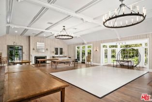 , 2040 Lakeshore dr, Agoura Hills, CA 91301 - 8