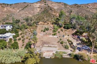 , 2040 Lakeshore dr, Agoura Hills, CA 91301 - 4