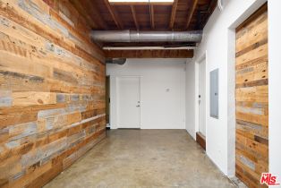 , 1426 Main st, Venice, CA 90291 - 4