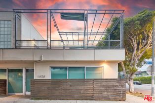 , 1426 Main st, Venice, CA 90291 - 2