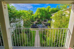 Residential Income, 302 La Peer dr, Beverly Hills, CA 90211 - 5