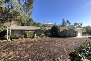 Single Family Residence, 1054 Via Arroyo, Ventura, CA 93003 - 12