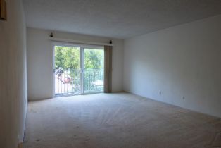 , 1645 Emerald st, San Diego, CA 92109 - 4