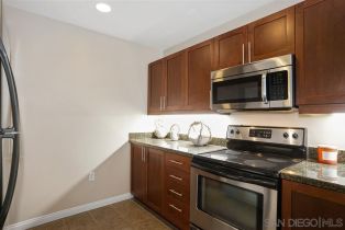 , 206 Park blvd, San Diego, CA 92101 - 2