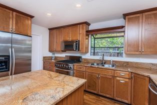 , 3269 Wellesly ave, San Diego, CA 92122 - 17