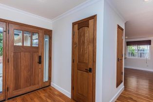 , 3269 Wellesly ave, San Diego, CA 92122 - 5