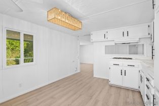 , 1120 East Mission rd, Fallbrook, CA 92028 - 8