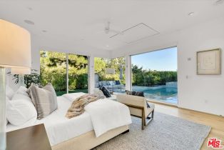 Single Family Residence, 318 Bellino dr, Pacific Palisades, CA 90272 - 43