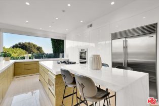 Single Family Residence, 318 Bellino dr, Pacific Palisades, CA 90272 - 38