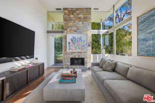 Single Family Residence, 717 Greentree rd, Pacific Palisades, CA 90272 - 3