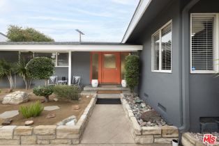 Single Family Residence, 824 Stanford rd, Burbank, CA 91504 - 4