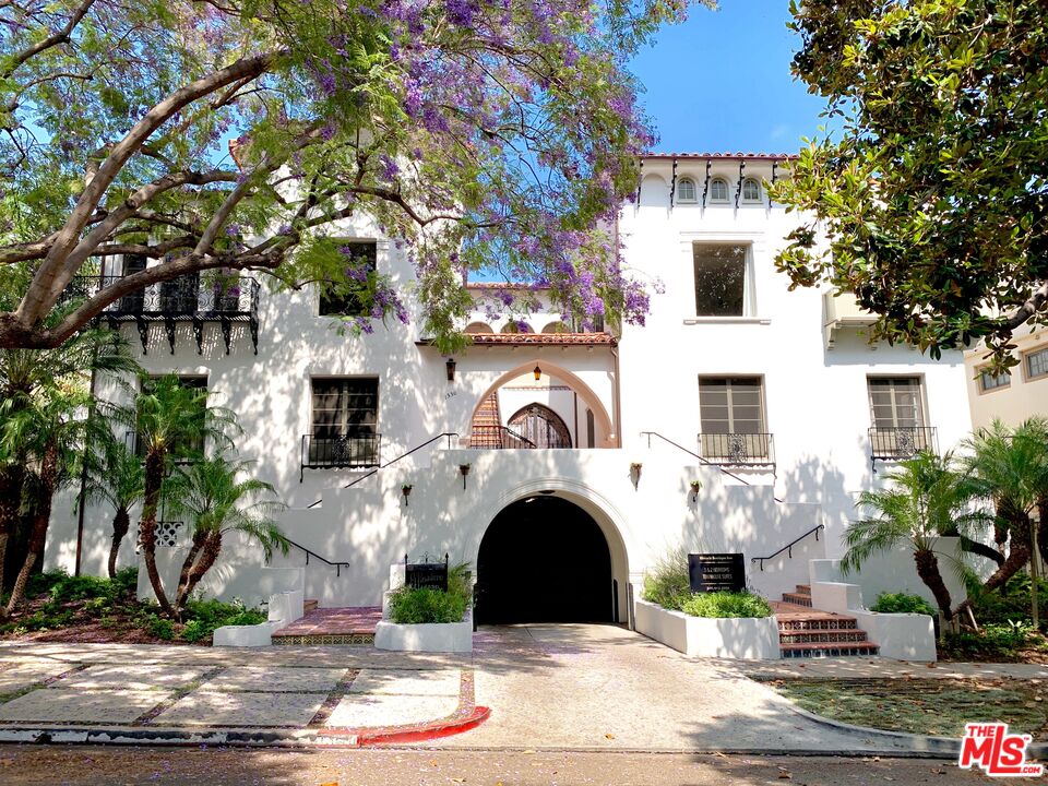 , 1330 Harper ave, West Hollywood , CA 90046 - 1